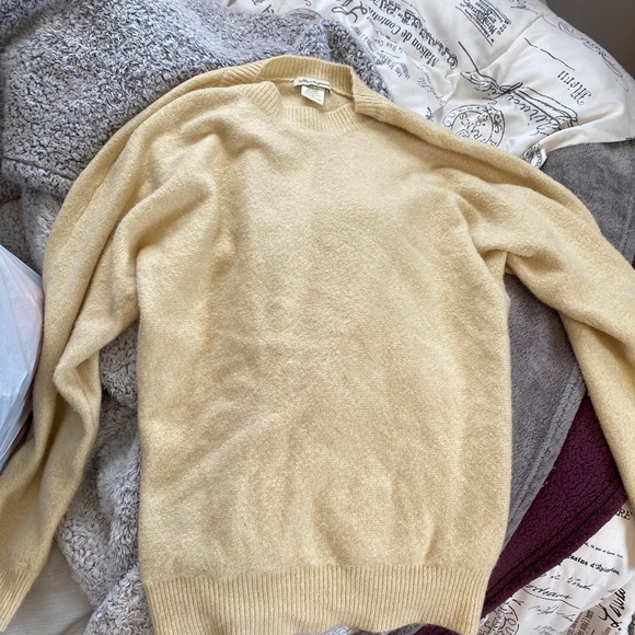 Cream Collared Sweater - Picture 5 of 6